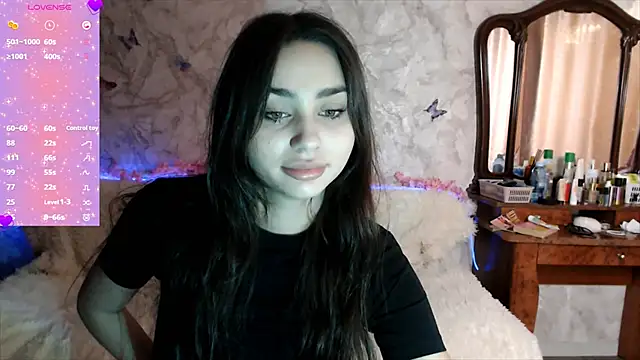 Snapshot of ChocolateKity chatting on 09/13/25, 03:28 ChocolateKity online show from 09/13/25, 03:28