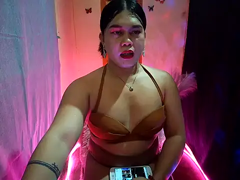 mika lover online show from 09/25/25, 06:22