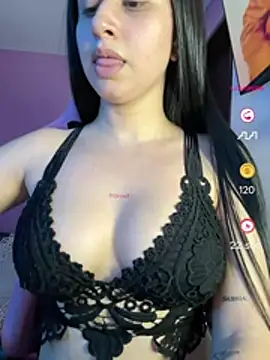 Snapshot of lucy_grey25 chatting on 07/15/26, 05:29 lucy grey25 online show from 07/15/26, 05:29