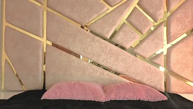 Zafiro claire online show from 12/16/25, 07:08