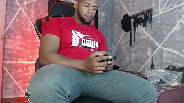 big blackmen19 online show from 10/21/25, 12:17