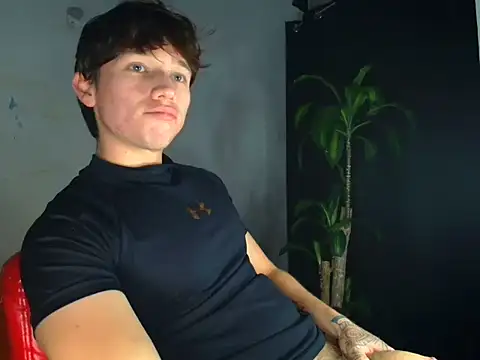 Snapshot of Logan_sixxer chatting on 11/21/25, 11:03 Logan sixxer online show from 11/21/25, 11:03