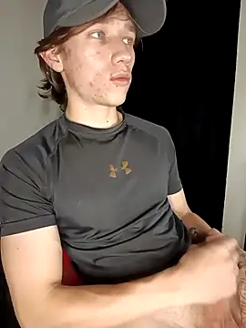 Snapshot of Logan_sixxer chatting on 03/06/26, 04:42 Logan sixxer online show from 03/06/26, 04:42