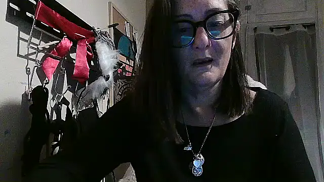 Mistress-Ivy51 online show from 10/22/25, 05:41