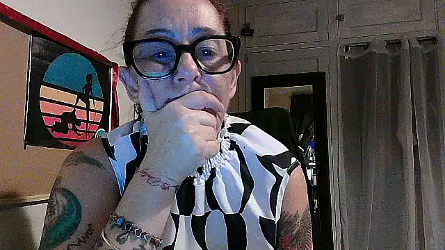 Mistress-Ivy51 online show from 11/11/25, 06:46