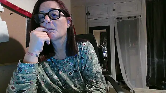 Mistress-Ivy51 online show from 11/15/25, 06:22