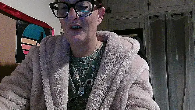 Mistress-Ivy51 online show from 11/17/25, 06:08