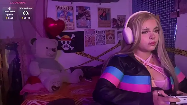 PixelKitty  online show from 04/23/26, 02:46