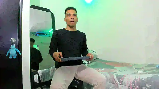 Snapshot of kenan_2601 chatting on 10/10/25, 11:26 kenan 2601 online show from 10/10/25, 11:26