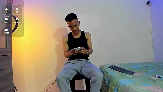 Snapshot of kenan_2601 chatting on 10/27/25, 08:13 kenan 2601 online show from 10/27/25, 08:13