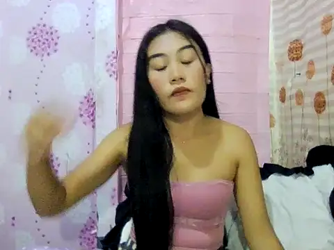 YourWildestDoll online show from 12/21/25, 06:26