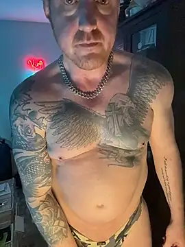 CloudyKingG online show from 04/10/26, 03:39