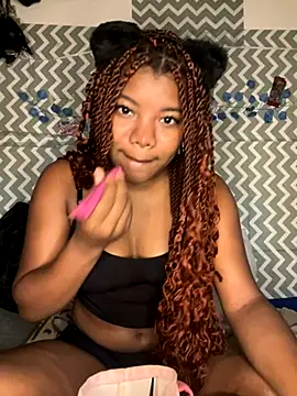 Snapshot of chocolatito-ho chatting on 10/17/25, 05:21 chocolatito-ho online show from 10/17/25, 05:21