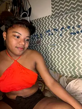 Snapshot of chocolatito-ho chatting on 10/31/25, 10:11 chocolatito-ho online show from 10/31/25, 10:11