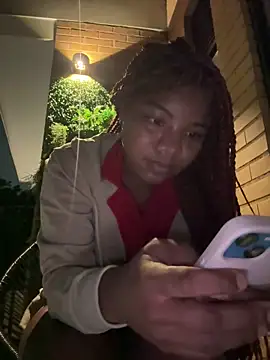 Snapshot of chocolatito-ho chatting on 11/16/25, 02:39 chocolatito-ho online show from 11/16/25, 02:39