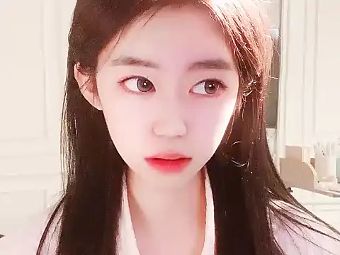 Snapshot of iukoi_77 chatting on 03/16/26, 10:19 iukoi 77 online show from 03/16/26, 10:19