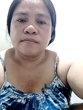 Snapshot of pinay_labb chatting on 05/29/26, 04:16 pinay labb online show from 05/29/26, 04:16