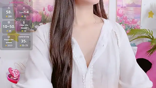 Quynhanh 69 online show from 01/14/26, 08:25