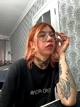 Nancyhot777 online show from 10/16/25, 12:39