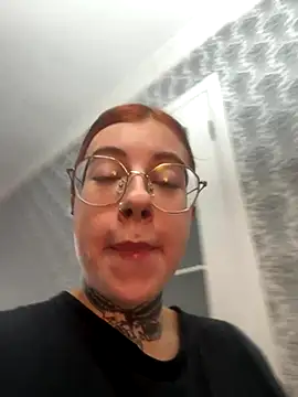 Nancyhot777 online show from 10/21/25, 10:27