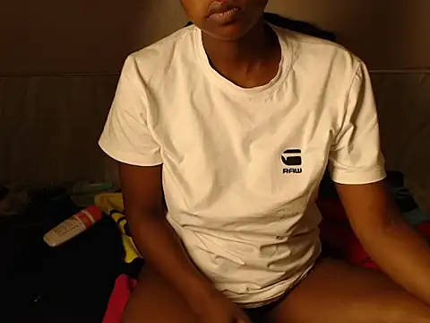 Berryangel03 online show from 04/15/26, 02:40