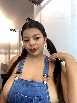 SiennaMonroe  online show from 09/15/25, 07:14