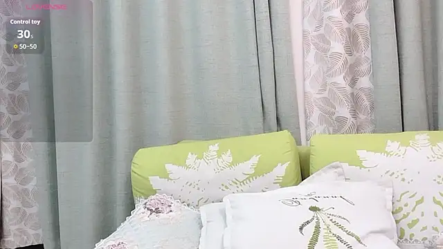 Aiyi909- online show from 11/19/25, 04:51