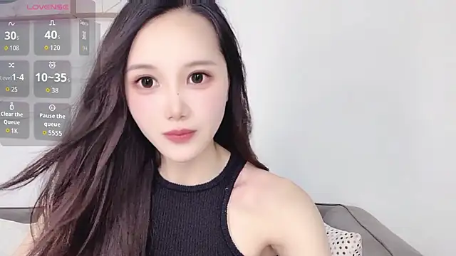 Snapshot of Aiyi909- chatting on 05/31/26, 03:52 Aiyi909- online show from 05/31/26, 03:52