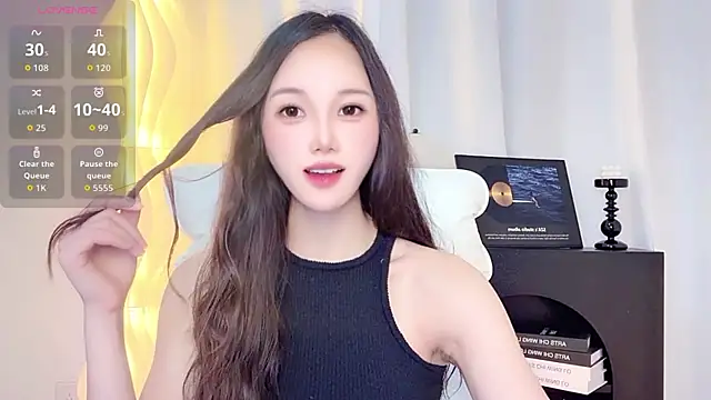 Snapshot of Aiyi909- chatting on 07/17/26, 02:13 Aiyi909- online show from 07/17/26, 02:13