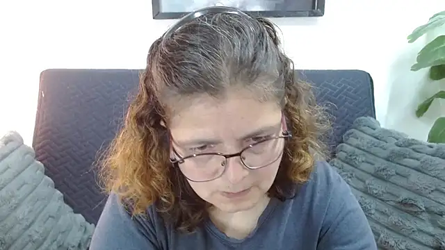 Snapshot of Linda_banks_ chatting on 09/21/25, 01:18 Linda banks  online show from 09/21/25, 01:18