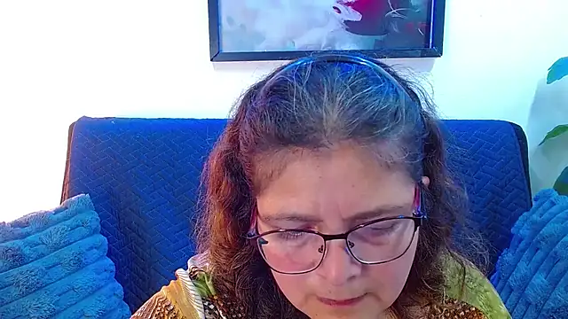Snapshot of Linda_banks_ chatting on 09/27/25, 01:32 Linda banks  online show from 09/27/25, 01:32