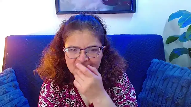 Snapshot of Linda_banks_ chatting on 10/04/25, 01:36 Linda banks  online show from 10/04/25, 01:36