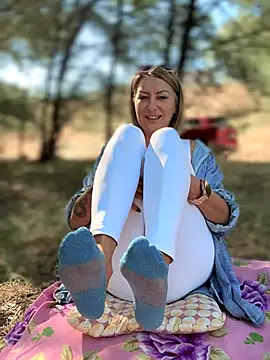 Milena-MilfaXXX online show from 09/12/25, 04:34