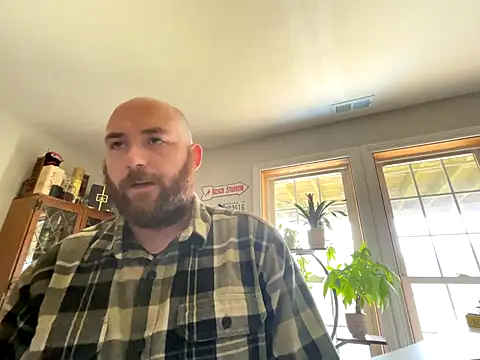 Snapshot of Bidea2034 chatting on 10/27/25, 04:33 Bidea2034 online show from 10/27/25, 04:33