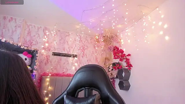 Scarlett21   online show from 04/30/26, 08:37