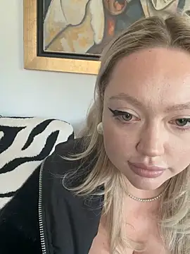 misstitmouseofficial online show from 02/28/26, 01:23