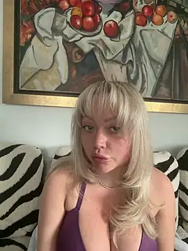 misstitmouseofficial online show from 03/19/26, 01:04