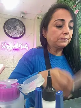 hotadhara01 online show from 02/19/26, 06:04