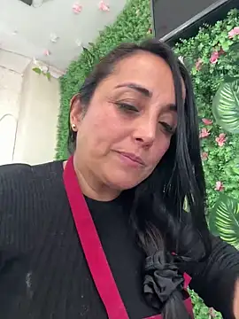 hotadhara01 online show from 04/21/26, 07:50