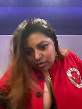 Hela Collins online show from 10/18/25, 05:03