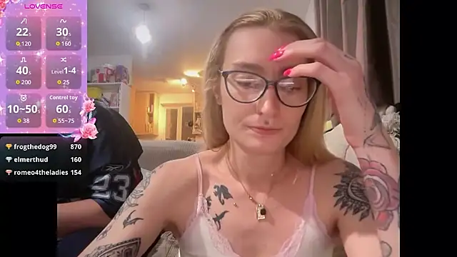 harleyblair online show from 04/23/26, 10:01