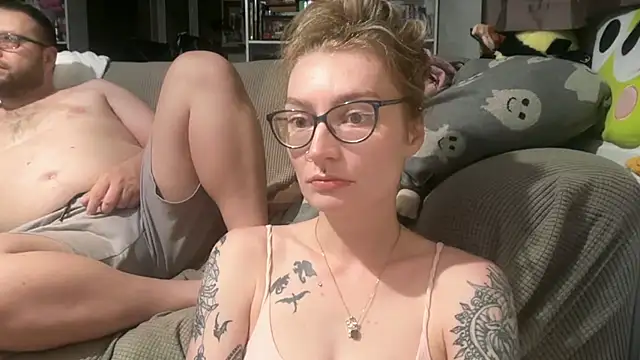 Snapshot of harleyblair chatting on 07/14/26, 10:37 harleyblair online show from 07/14/26, 10:37