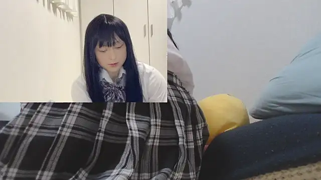 Snapshot of Mia032 chatting on 09/21/25, 01:35 Mia032 online show from 09/21/25, 01:35