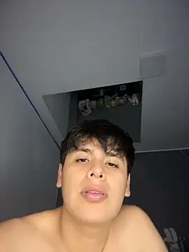 Kailertwink online show from 04/17/26, 04:26