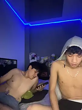 Snapshot of Kailertwink chatting on 06/03/26, 11:43 Kailertwink online show from 06/03/26, 11:43