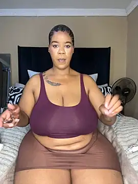 THICKBUNNYCHICKxxx online show from 10/03/25, 09:01