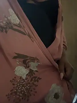 THICKBUNNYCHICKxxx online show from 03/22/26, 08:12