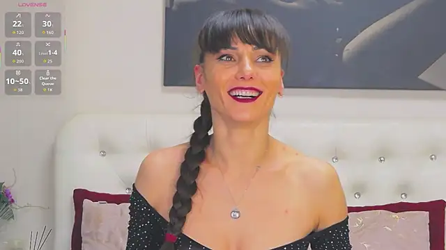 KathiaLust online show from 11/17/25, 08:14