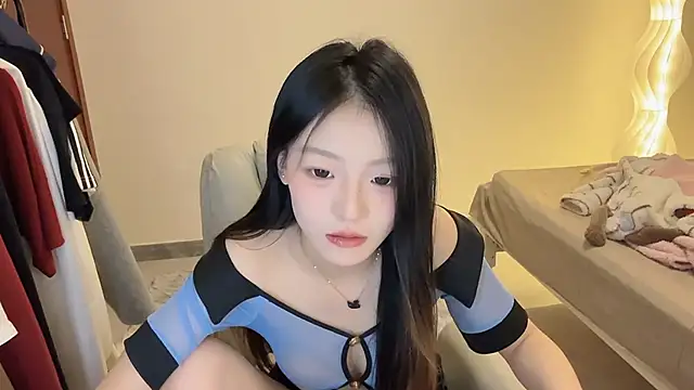 Robin-o3 online show from 12/13/25, 07:53