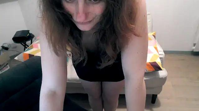 Snapshot of chloe_tentationn chatting on 02/16/26, 09:22 chloe tentationn online show from 02/16/26, 09:22